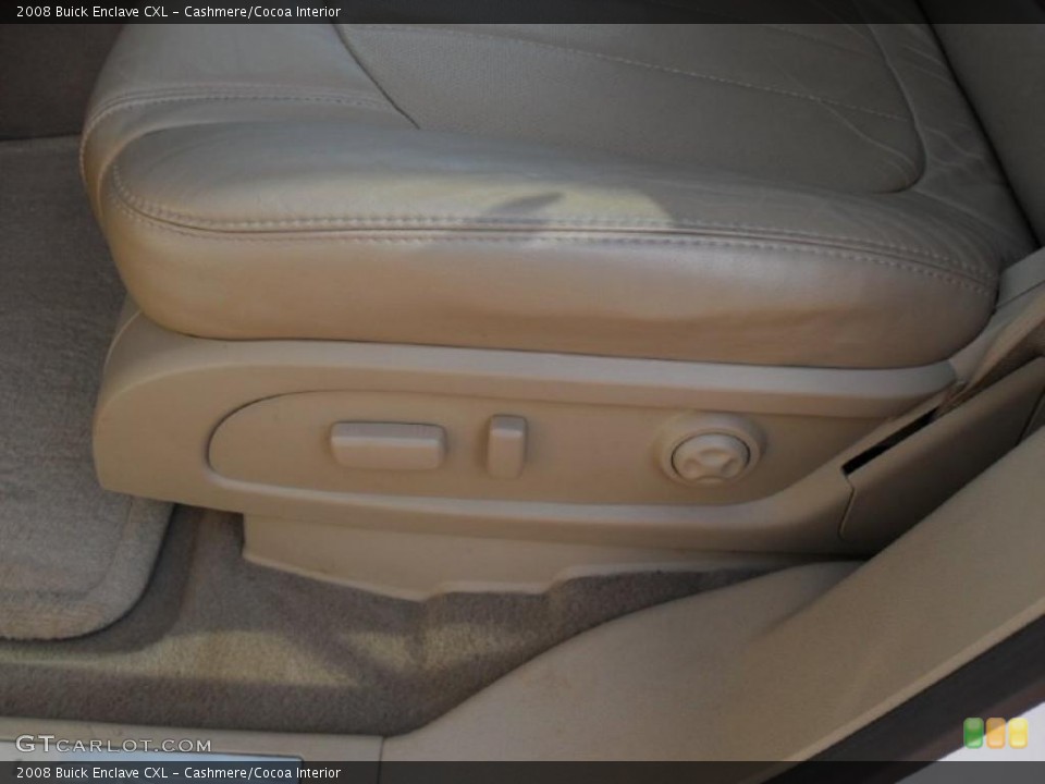 Cashmere/Cocoa Interior Photo for the 2008 Buick Enclave CXL #39344480