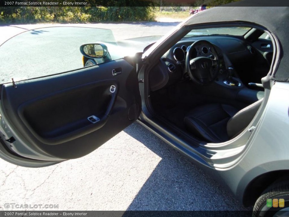 Ebony Interior Door Panel for the 2007 Pontiac Solstice Roadster #39345364