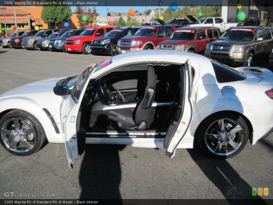 Black Interior Photo for the 2005 Mazda RX-8  #39354884