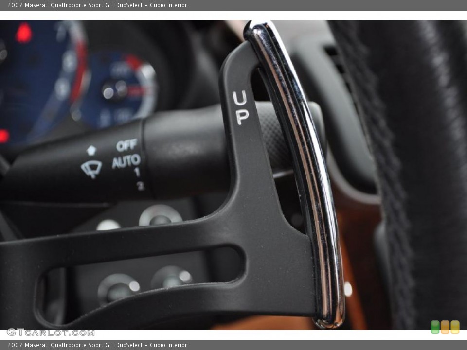 Cuoio Interior Controls for the 2007 Maserati Quattroporte Sport GT DuoSelect #39356684