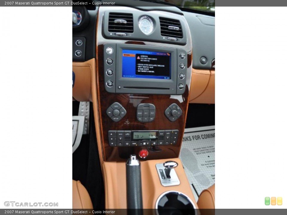 Cuoio Interior Controls for the 2007 Maserati Quattroporte Sport GT DuoSelect #39356732