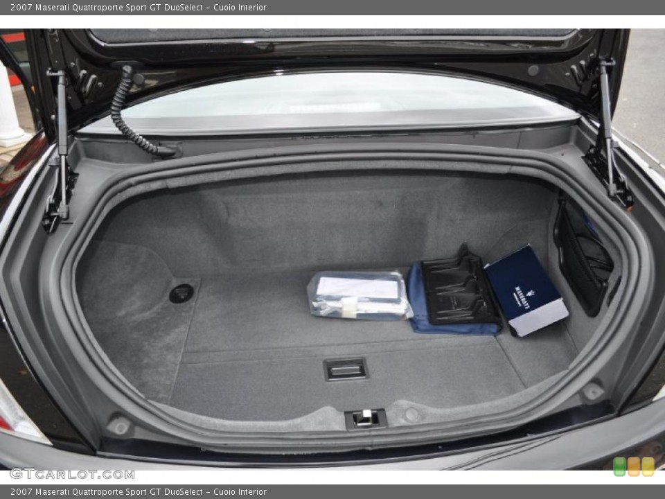 Cuoio Interior Trunk for the 2007 Maserati Quattroporte Sport GT DuoSelect #39356792