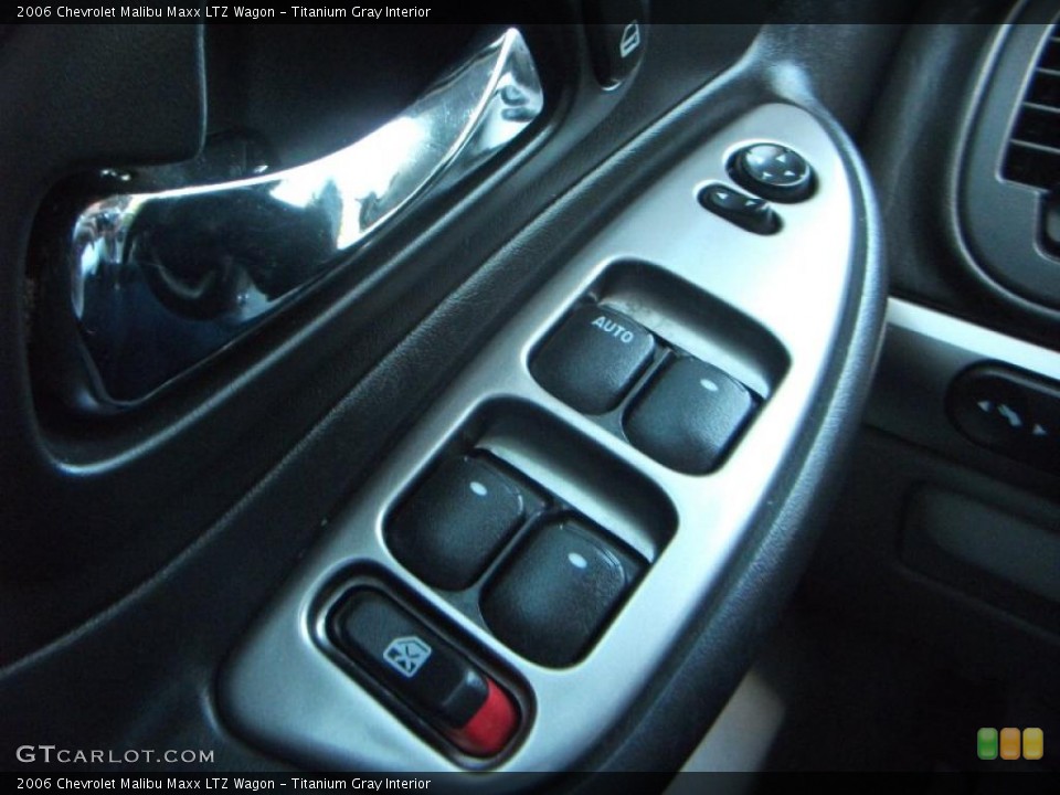 Titanium Gray Interior Controls for the 2006 Chevrolet Malibu Maxx LTZ Wagon #39359852
