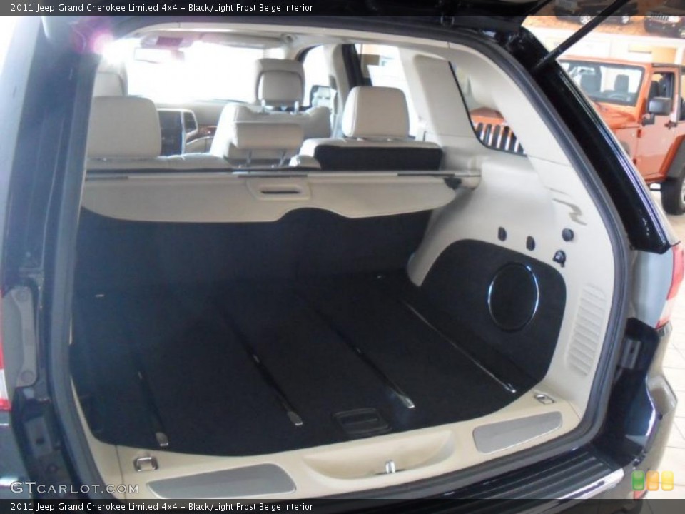 Black/Light Frost Beige Interior Trunk for the 2011 Jeep Grand Cherokee Limited 4x4 #39360472