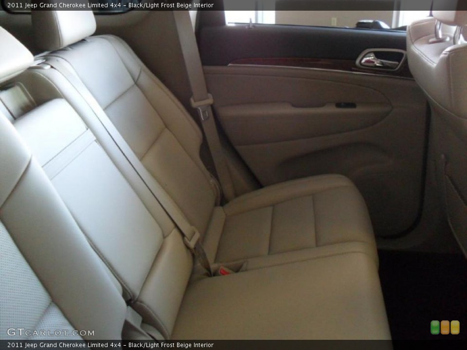 Black/Light Frost Beige Interior Photo for the 2011 Jeep Grand Cherokee Limited 4x4 #39360492