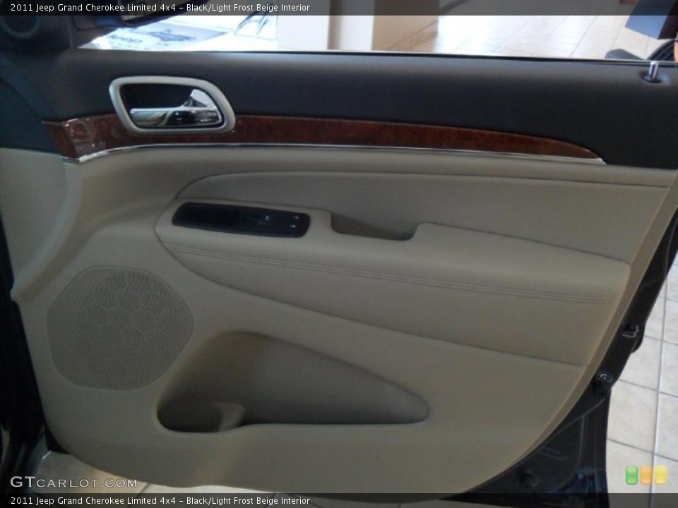 Black/Light Frost Beige Interior Door Panel for the 2011 Jeep Grand Cherokee Limited 4x4 #39360536