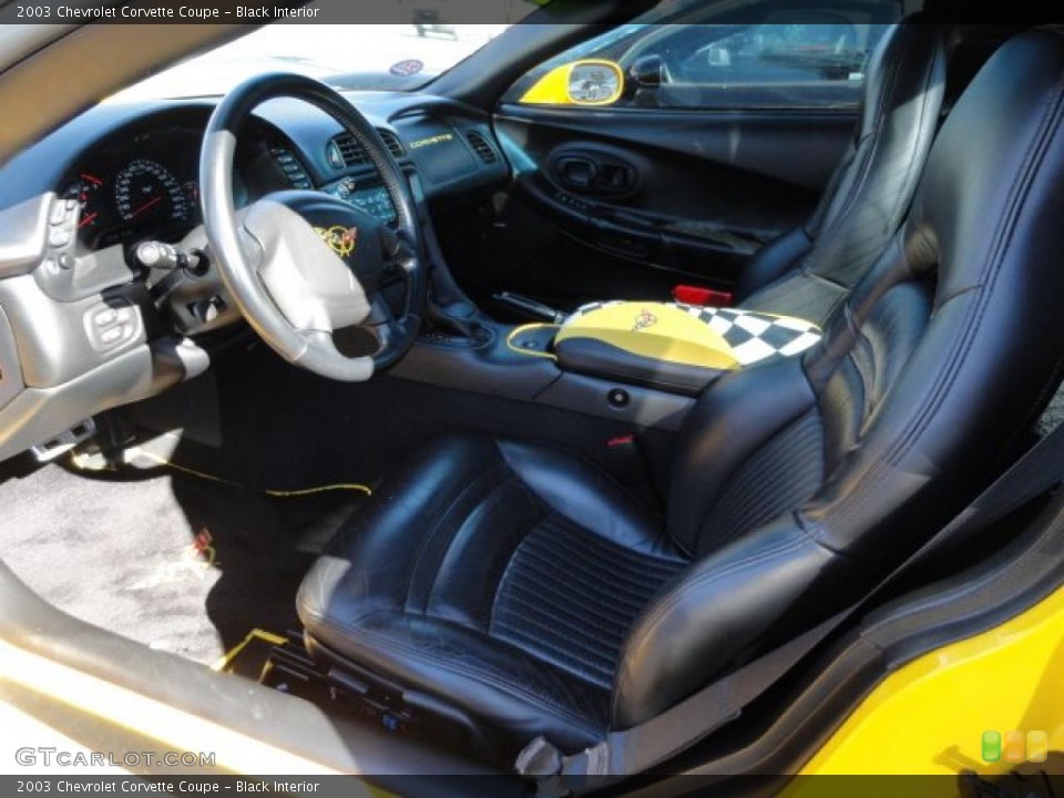 Black Interior Photo for the 2003 Chevrolet Corvette Coupe #39361108