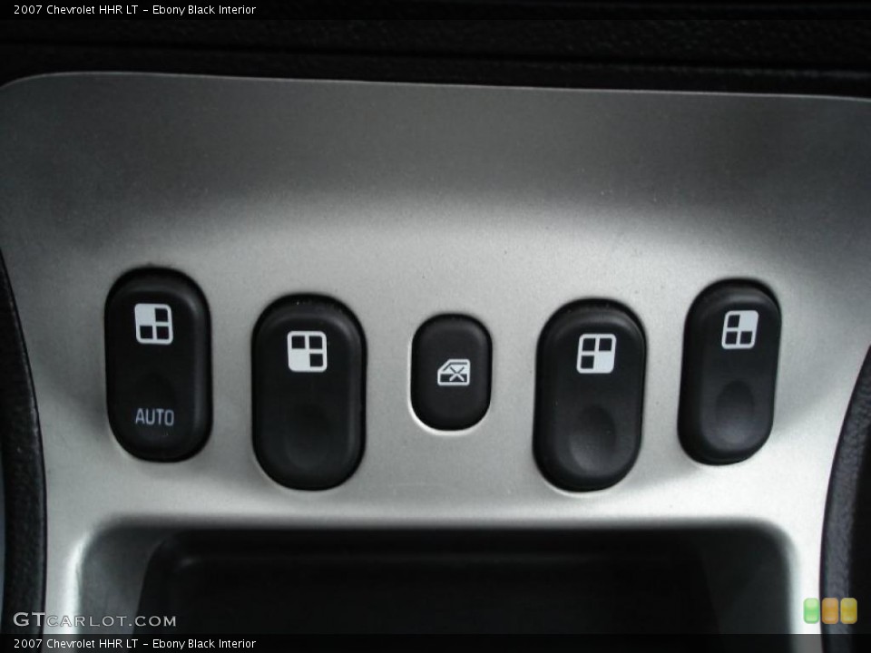 Ebony Black Interior Controls for the 2007 Chevrolet HHR LT #39361844