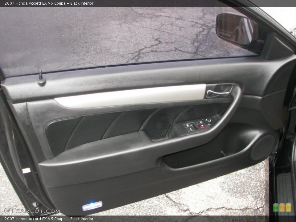 Black Interior Door Panel for the 2007 Honda Accord EX V6 Coupe #39362144