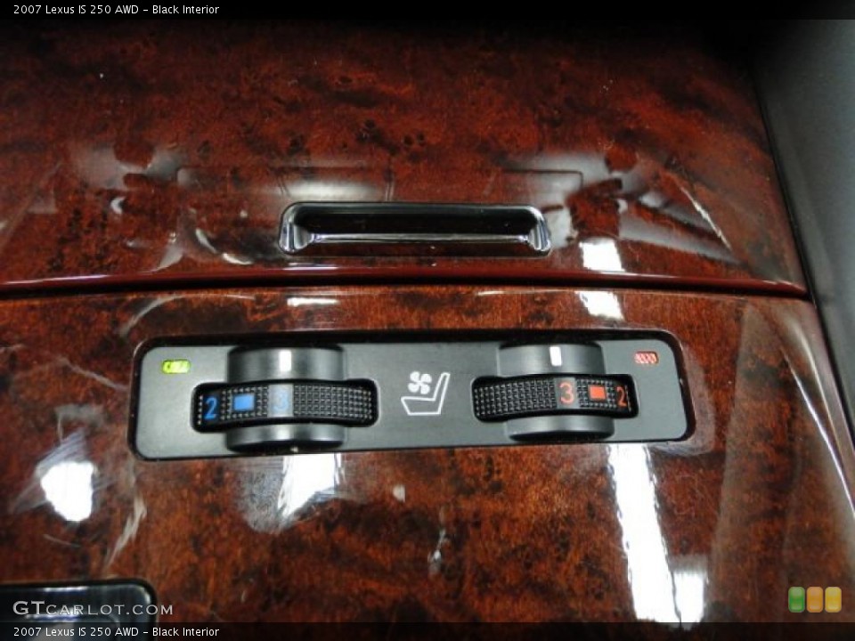 Black Interior Controls for the 2007 Lexus IS 250 AWD #39367863