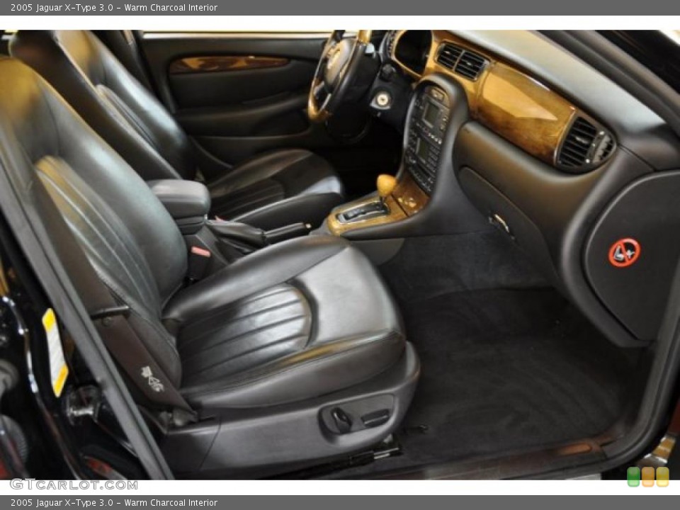 Warm Charcoal Interior Photo for the 2005 Jaguar X-Type 3.0 #39370652