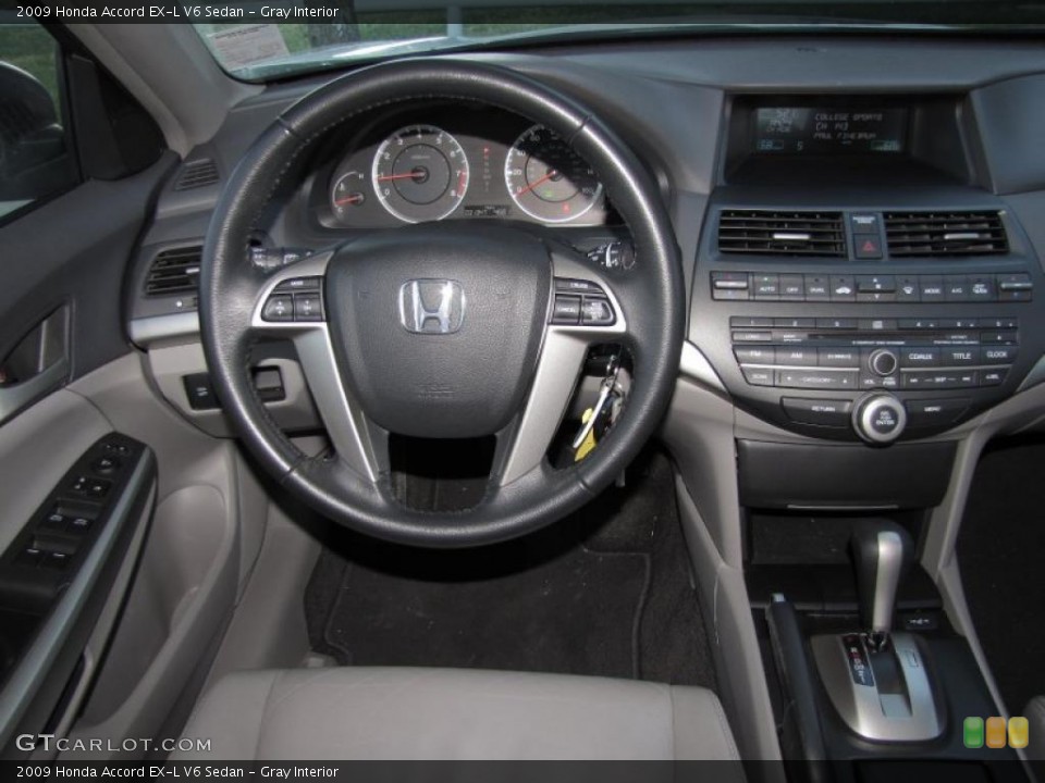 Gray Interior Dashboard for the 2009 Honda Accord EX-L V6 Sedan #39372910