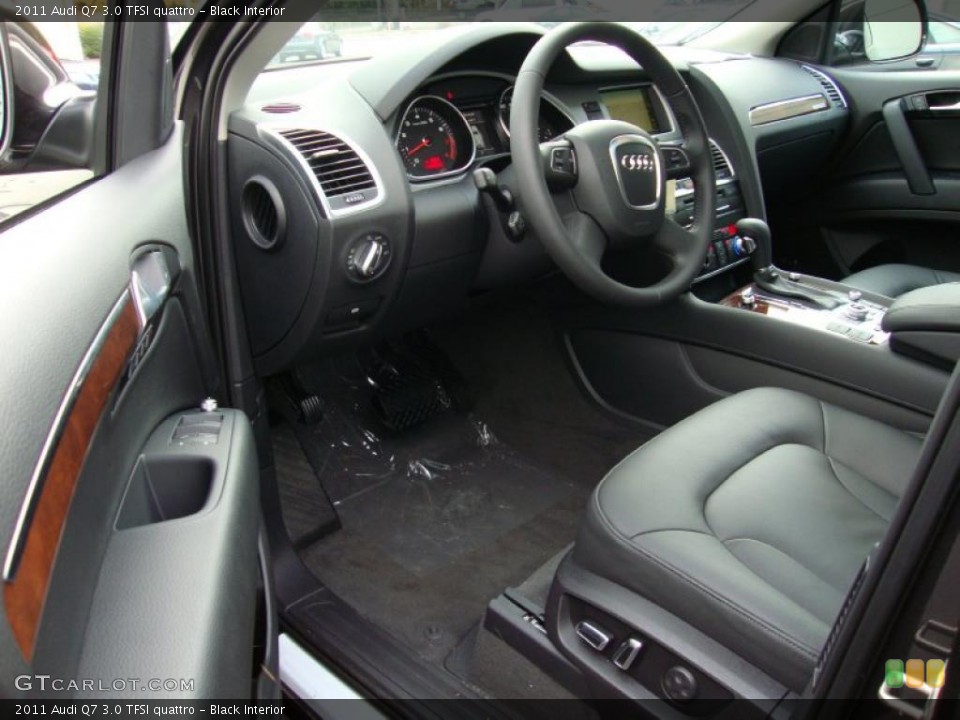 Black Interior Prime Interior for the 2011 Audi Q7 3.0 TFSI quattro #39372980