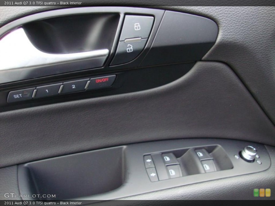 Black Interior Controls for the 2011 Audi Q7 3.0 TFSI quattro #39373010