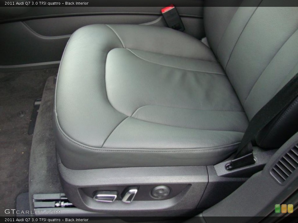 Black Interior Photo for the 2011 Audi Q7 3.0 TFSI quattro #39373030