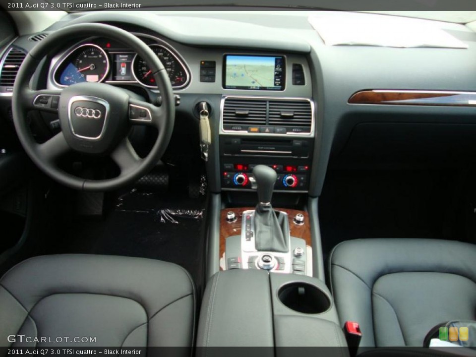 Black Interior Prime Interior for the 2011 Audi Q7 3.0 TFSI quattro #39373178