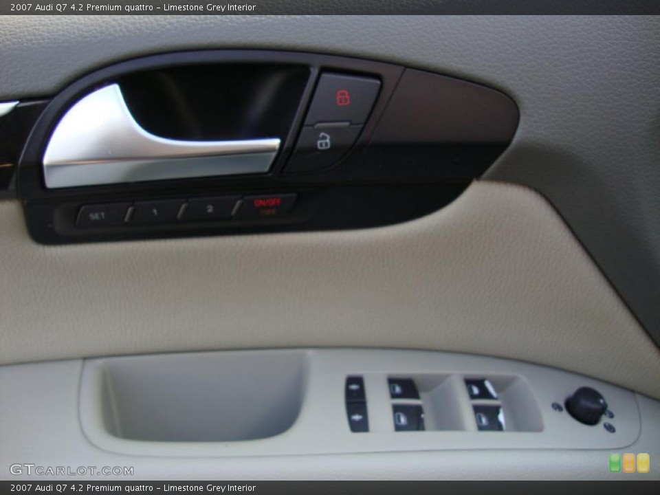 Limestone Grey Interior Controls for the 2007 Audi Q7 4.2 Premium quattro #39373622