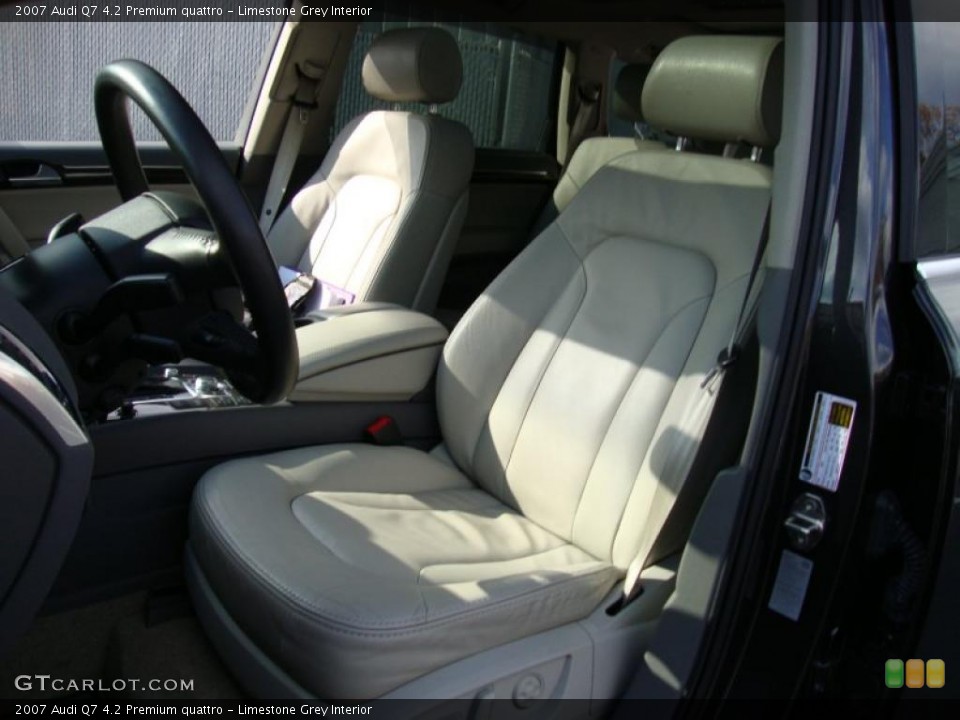 Limestone Grey Interior Photo for the 2007 Audi Q7 4.2 Premium quattro #39373658