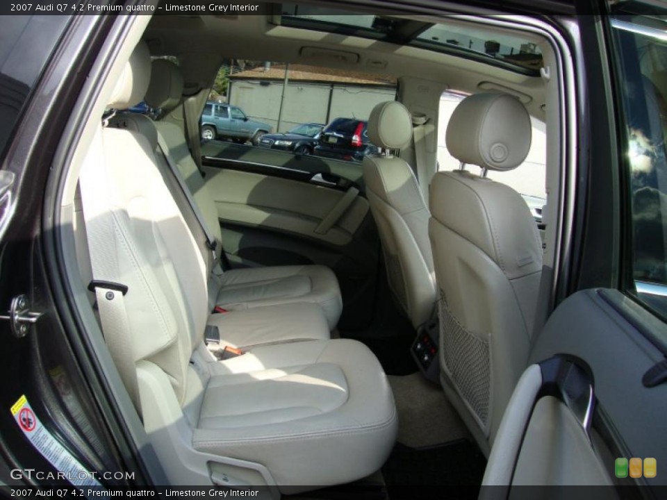 Limestone Grey Interior Photo for the 2007 Audi Q7 4.2 Premium quattro #39373774