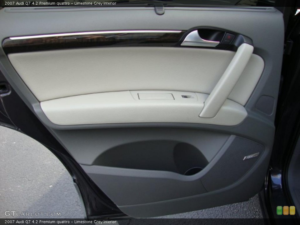 Limestone Grey Interior Door Panel for the 2007 Audi Q7 4.2 Premium quattro #39373794