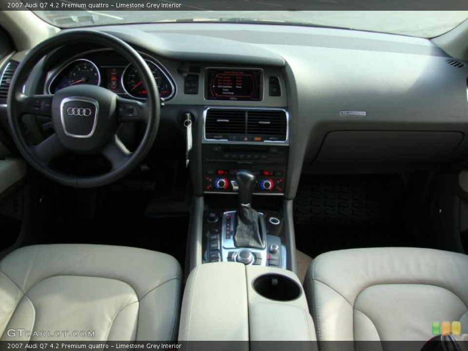 Limestone Grey 2007 Audi Q7 Interiors
