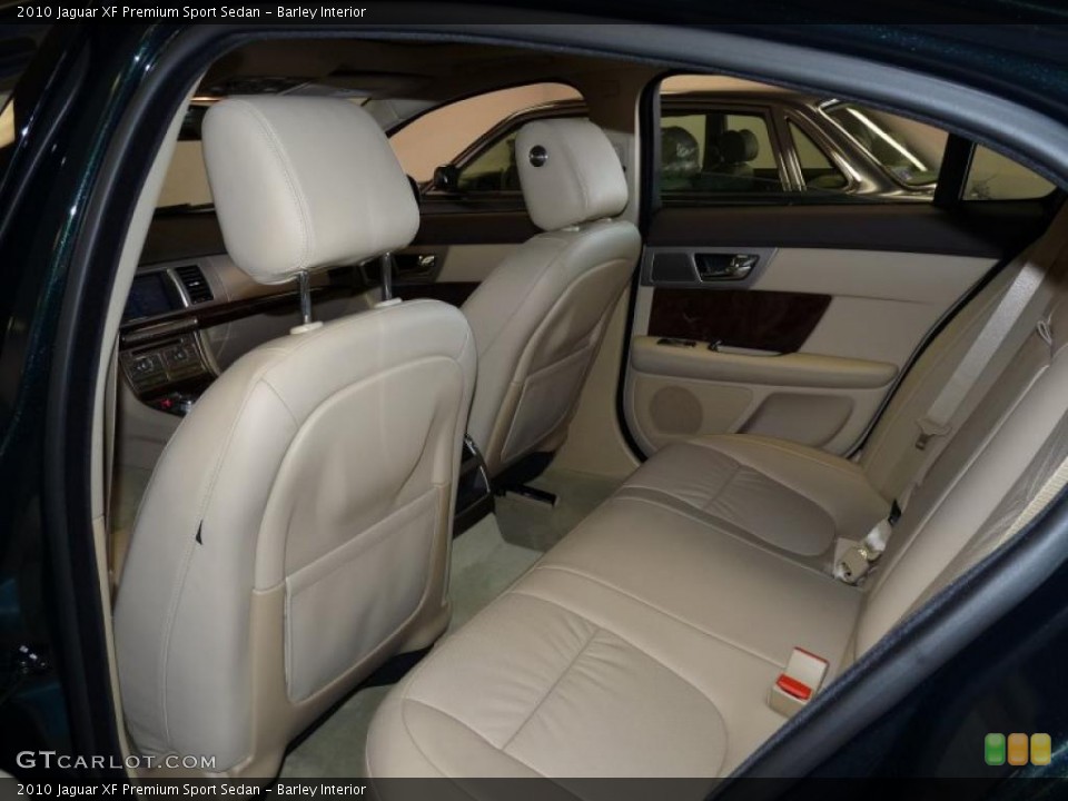 Barley Interior Photo for the 2010 Jaguar XF Premium Sport Sedan #39374350