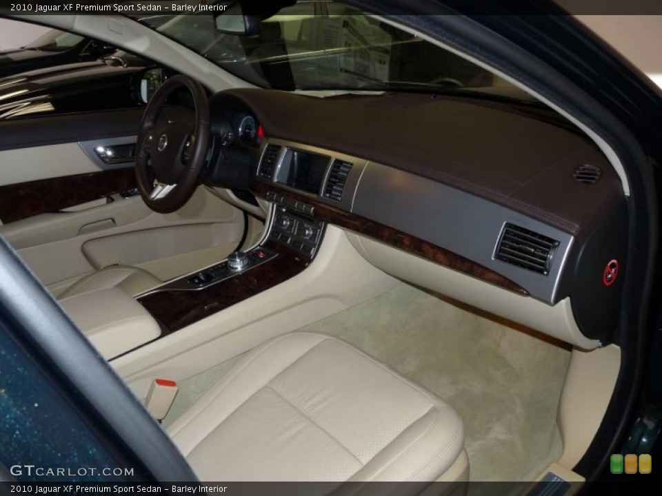 Barley Interior Dashboard for the 2010 Jaguar XF Premium Sport Sedan #39374426