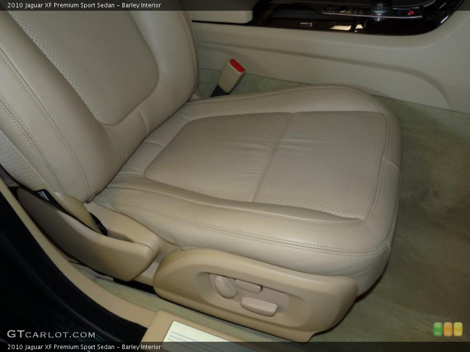 Barley Interior Photo for the 2010 Jaguar XF Premium Sport Sedan #39374518