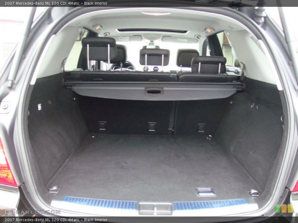 Black Interior Trunk for the 2007 Mercedes-Benz ML 320 CDI 4Matic #39375574