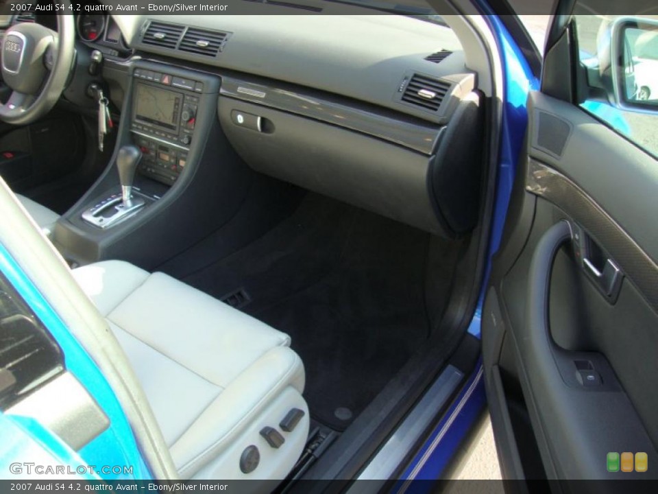 Ebony/Silver Interior Dashboard for the 2007 Audi S4 4.2 quattro Avant #39376142