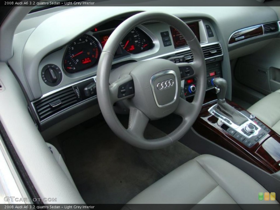 Light Grey Interior Photo for the 2008 Audi A6 3.2 quattro Sedan #39376678