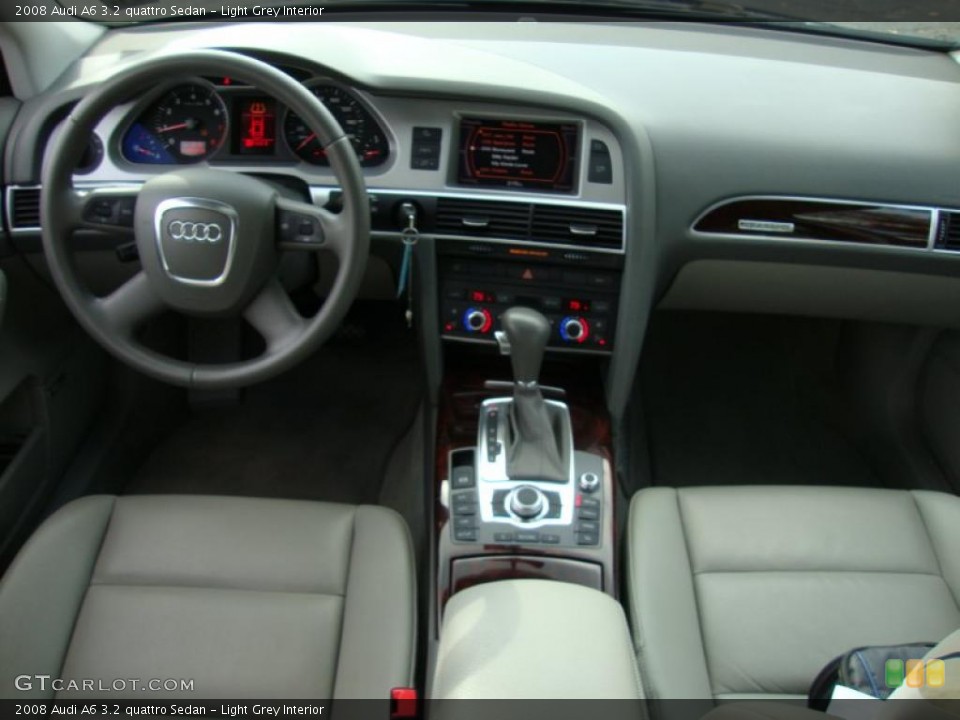 Light Grey Interior Dashboard for the 2008 Audi A6 3.2 quattro Sedan #39376878