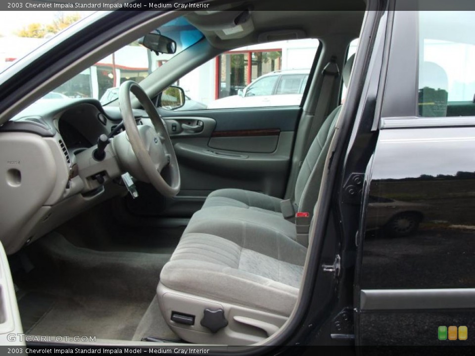 Medium Gray Interior Photo for the 2003 Chevrolet Impala  #39378204