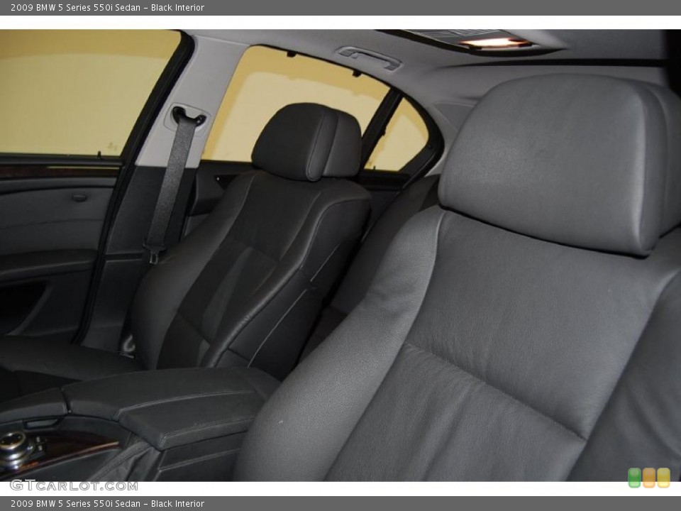 Black Interior Photo for the 2009 BMW 5 Series 550i Sedan #39386477