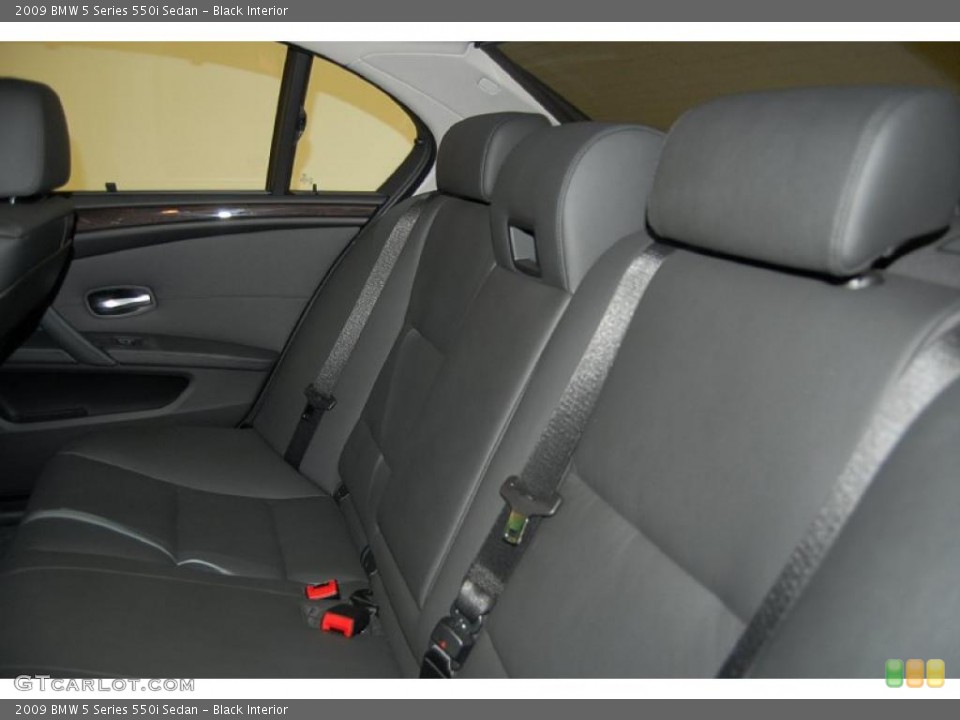 Black Interior Photo for the 2009 BMW 5 Series 550i Sedan #39386537