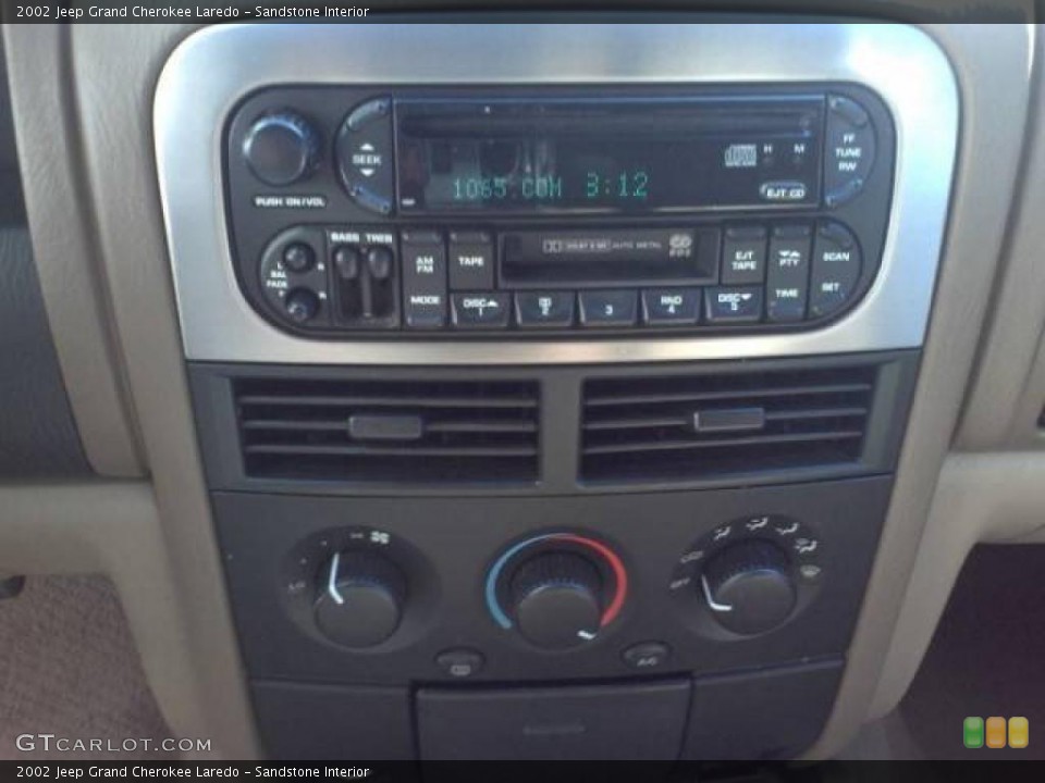 Sandstone Interior Controls for the 2002 Jeep Grand Cherokee Laredo #39389297