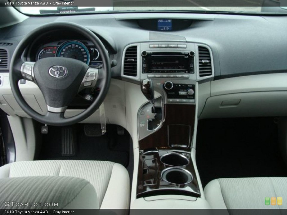 Gray Interior Dashboard for the 2010 Toyota Venza AWD #39390557