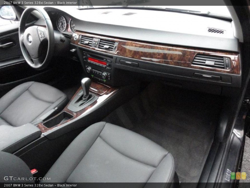 Black Interior Dashboard for the 2007 BMW 3 Series 328xi Sedan #39391601