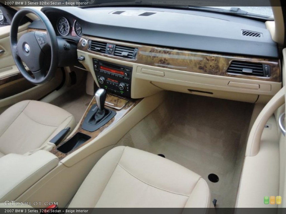 Beige Interior Dashboard for the 2007 BMW 3 Series 328xi Sedan #39392153