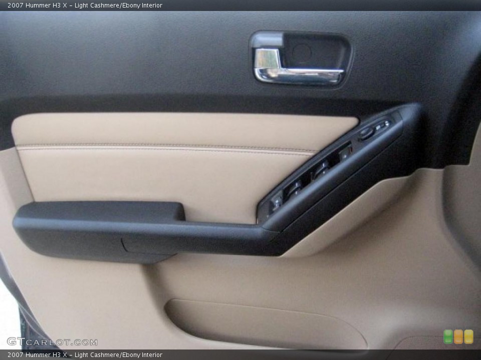 Light Cashmere/Ebony Interior Door Panel for the 2007 Hummer H3 X #39394657