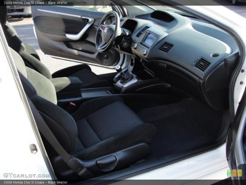 Black Interior Dashboard for the 2009 Honda Civic Si Coupe #39396997