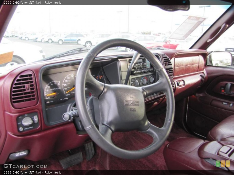 Ruby Interior Dashboard for the 1999 GMC Yukon SLT 4x4 #39397941