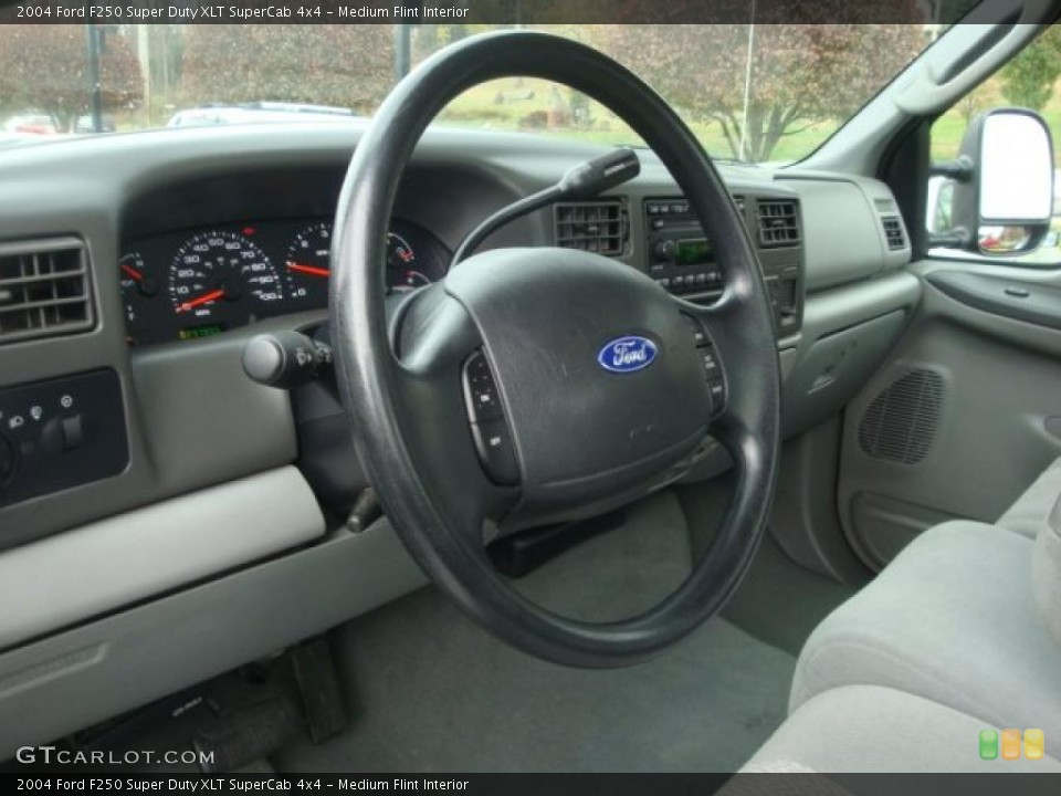 Medium Flint Interior Dashboard for the 2004 Ford F250 Super Duty XLT SuperCab 4x4 #39398593
