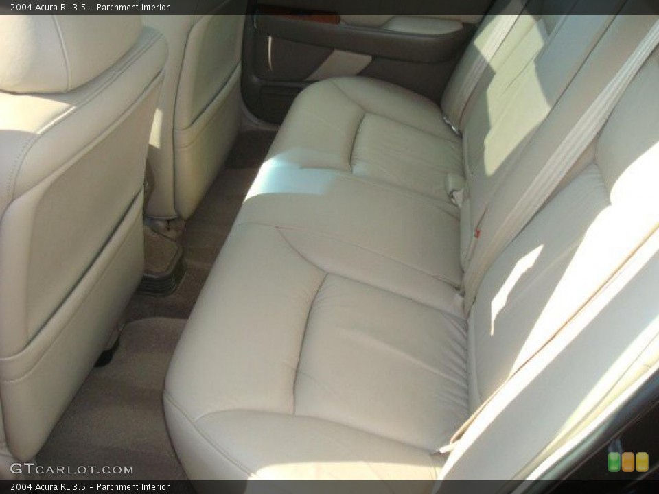 Parchment Interior Photo for the 2004 Acura RL 3.5 #39406377
