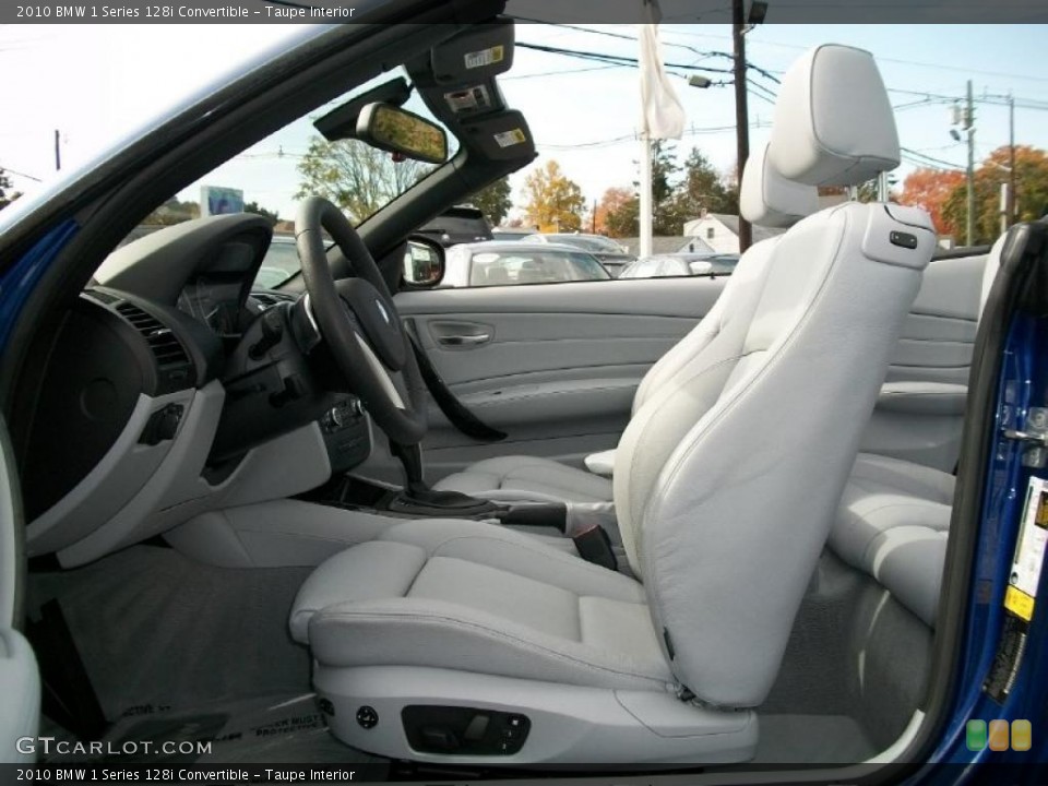 Taupe Interior Photo for the 2010 BMW 1 Series 128i Convertible #39410629