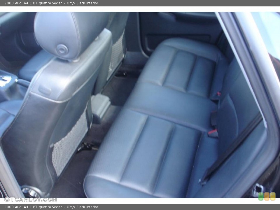 Onyx Black Interior Photo for the 2000 Audi A4 1.8T quattro Sedan #39411285