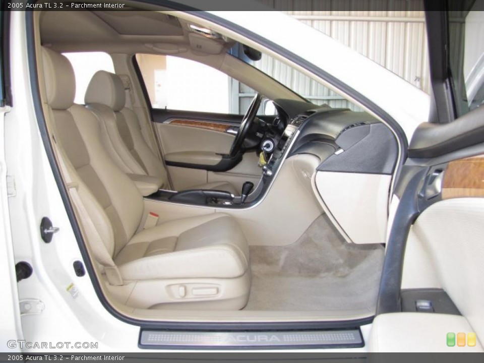 Parchment Interior Photo for the 2005 Acura TL 3.2 #39412897