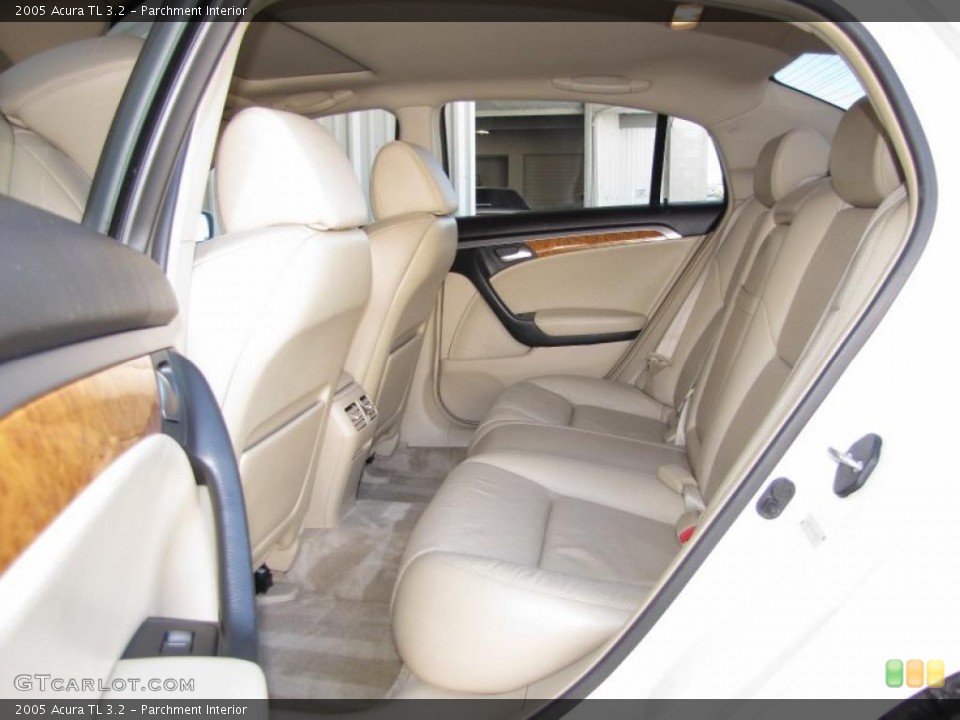 Parchment Interior Photo for the 2005 Acura TL 3.2 #39412929