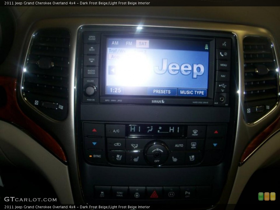 Dark Frost Beige/Light Frost Beige Interior Controls for the 2011 Jeep Grand Cherokee Overland 4x4 #39415341
