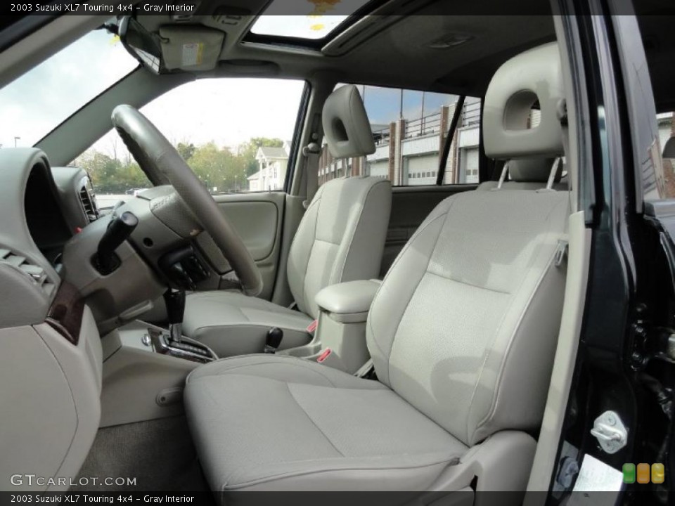Gray Interior Photo for the 2003 Suzuki XL7 Touring 4x4 #39417685